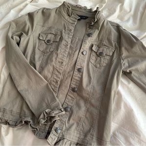 women’s button up jacket